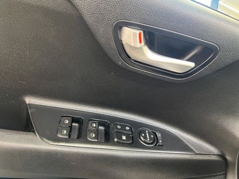 Used 2022 Kia Rio LX FWD image 20