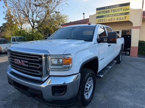 Used 2017 GMC Sierra 2500 4x4 Crew Cab image 2