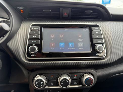 Used 2021 Nissan Kicks S FWD image 55