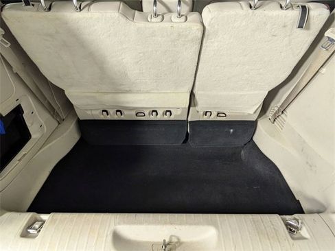 Used 2017 Chrysler Pacifica Limited w/ UConnect Theater Package image 28