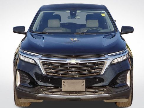 Used 2023 Chevrolet Equinox LT FWD image 2