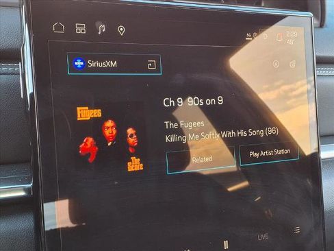 Certified 2025 GMC Terrain Elevation w/ Elevation Premium Package image 7