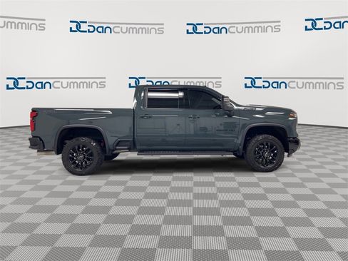Certified 2025 Chevrolet Silverado 2500 LTZ w/ LTZ Plus Package image 9