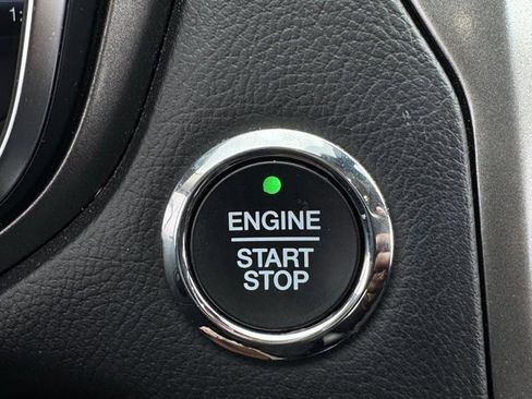 Used 2020 Ford Fusion SE image 22