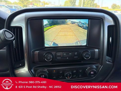 Used 2018 Chevrolet Silverado 1500 LT w/ All Star Edition AWD/4WD image 17