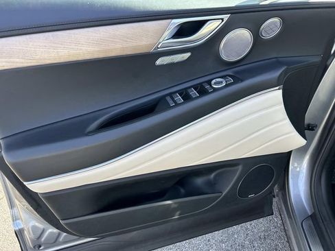 Used 2023 Genesis GV80 2.5T w/ Prestige 20" Package image 22