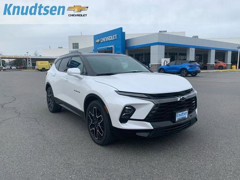 Used 2023 Chevrolet Blazer RS w/ Driver Confidence II Package image 1