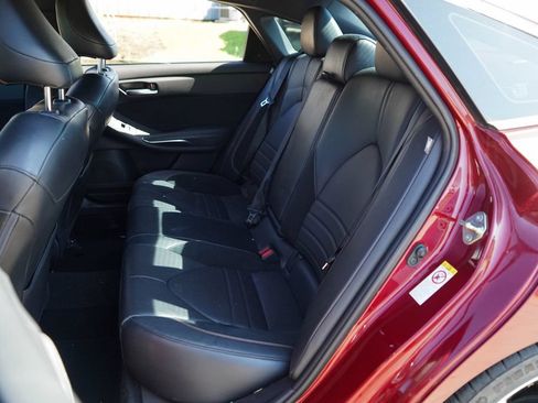 Used 2019 Toyota Avalon XSE FWD image 9