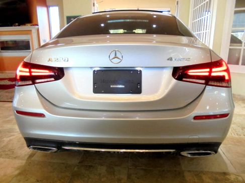 Used 2020 Mercedes-Benz A 220 4MATIC image 7