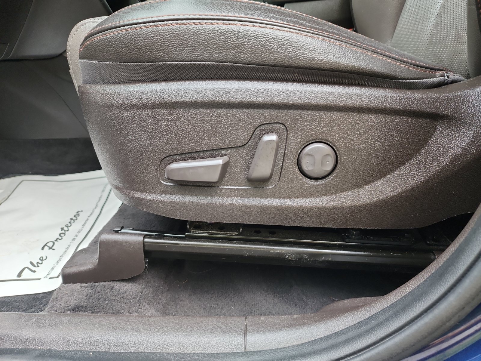 Used 2020 Hyundai Santa Fe SEL w/ Convenience + Premium Package AWD/4WD image 15