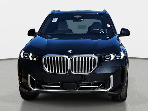 New 2026 BMW X5 xDrive40i w/ Climate Comfort Package image 2