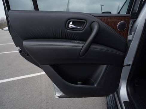 Used 2018 Nissan Armada SL w/ Moonroof Package image 16