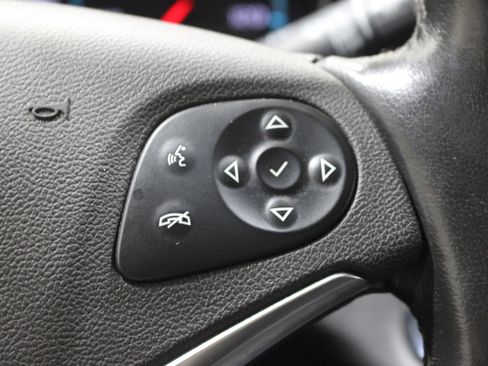 Used 2020 Chevrolet Impala LT w/ LT Convenience Package image 12