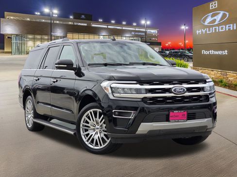 Used 2024 Ford Expedition Max Limited image 3