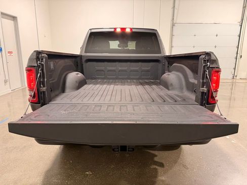 Used 2025 RAM 2500 Tradesman w/ Bed Convenience Group RWD image 9