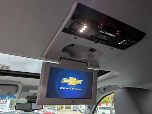 Used 2019 Chevrolet Tahoe LT image 17