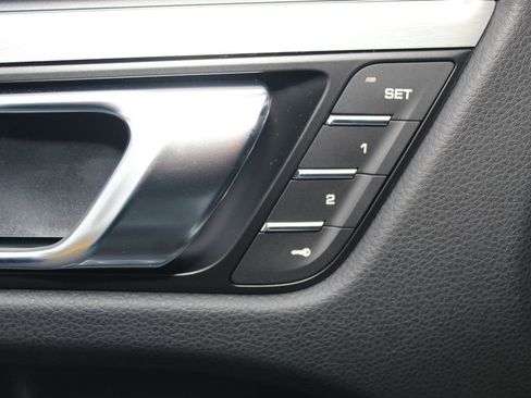 New 2026 Porsche Macan Turbo AWD/4WD image 22