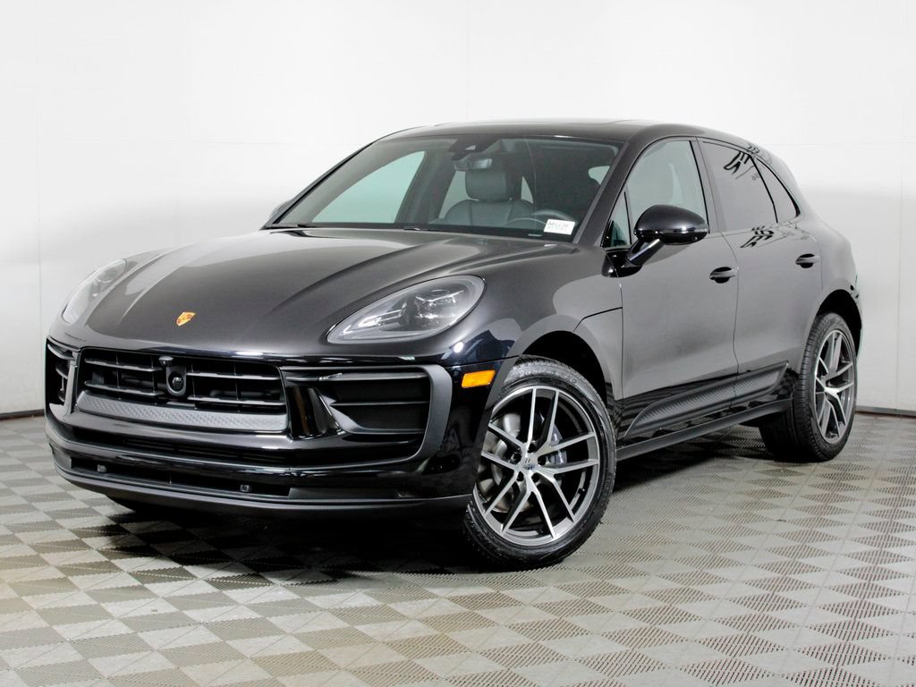 Certified 2026 Porsche Macan AWD/4WD image 1