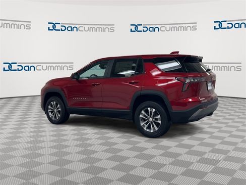 New 2026 Chevrolet Equinox LT image 6