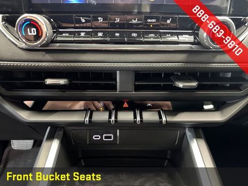 New 2025 Chevrolet Colorado LT w/ LT Convenience Package image 14