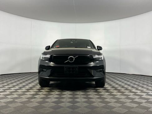Used 2023 Volvo C40 P8 Recharge Ultimate image 10