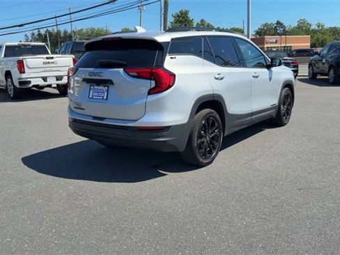Certified 2021 GMC Terrain SLT w/ Elevation Edition image 8