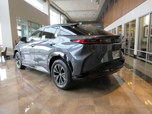 New 2026 Lexus RZ 450e AWD image 5