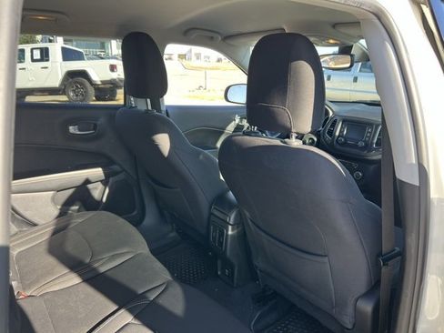 Used 2017 Jeep Compass Sport w/ Cold Weather Group image 6