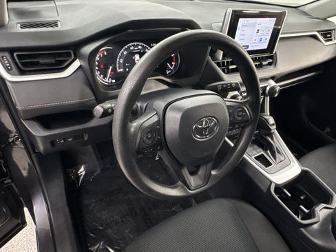 Used 2024 Toyota RAV4 LE AWD/4WD image 13