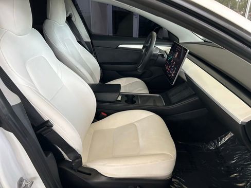 Used 2021 Tesla Model 3 Standard Range Plus RWD image 17