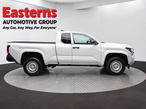 Used 2024 Toyota Tacoma SR RWD image 4