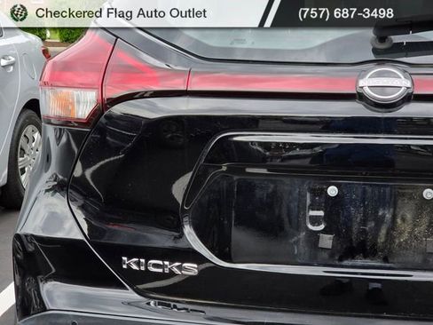Used 2023 Nissan Kicks SR FWD image 7