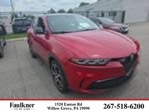 Used 2024 Alfa Romeo Tonale Veloce w/ Active Assist Package AWD/4WD image 1