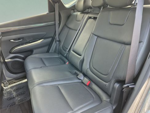 Certified 2023 Hyundai Tucson Limited AWD/4WD image 19