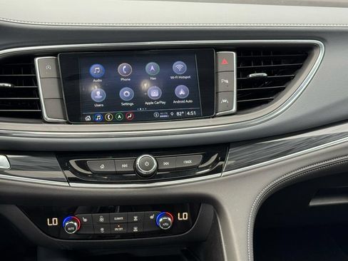 Used 2022 Buick Enclave Essence w/ Experience Buick Package FWD image 29