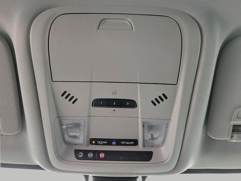 Used 2023 Chevrolet Blazer LT w/ Convenience Package image 18