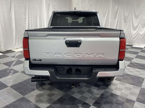 Used 2024 Toyota Tacoma TRD Off-Road AWD/4WD image 3