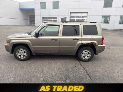 Used 2008 Jeep Patriot Sport image 2