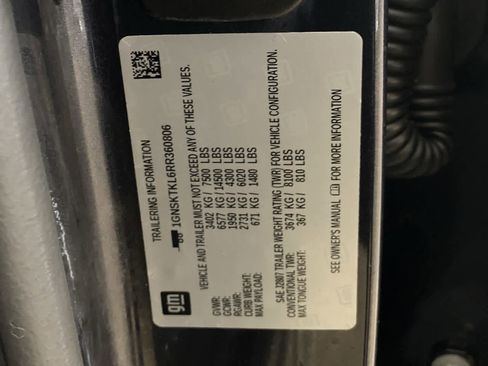 Used 2024 Chevrolet Tahoe High Country w/ Premium Package image 31