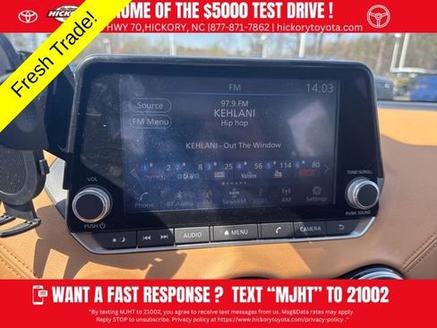 Used 2023 Nissan Sentra SV w/ SV Premium Package image 11