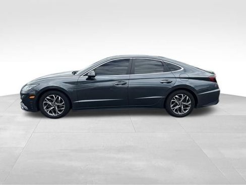 Used 2022 Hyundai Sonata SEL w/ Convenience Package FWD image 4