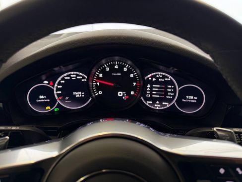 Certified 2023 Porsche Cayenne AWD/4WD image 20