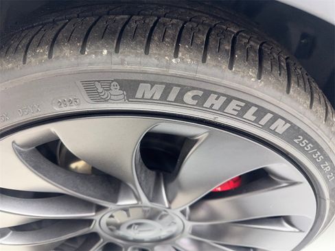 Used 2022 Tesla Model Y Performance image 86