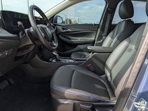 Used 2026 Buick Encore GX Sport Touring FWD image 25