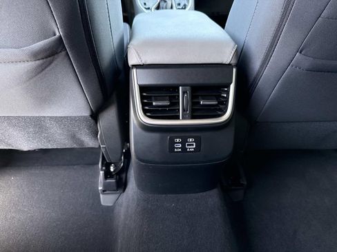 Certified 2024 Subaru Outback Premium AWD/4WD image 18