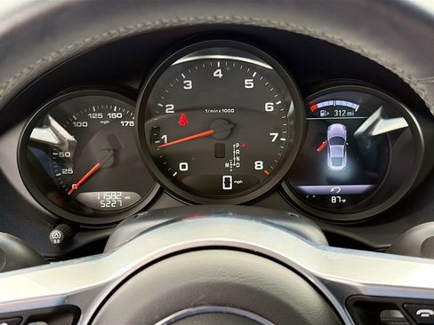 Used 2025 Porsche 718 Cayman image 36