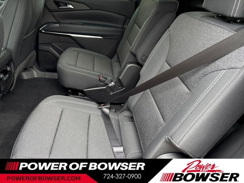 New 2026 Chevrolet Traverse LT w/ Driver Confidence Package AWD/4WD image 5