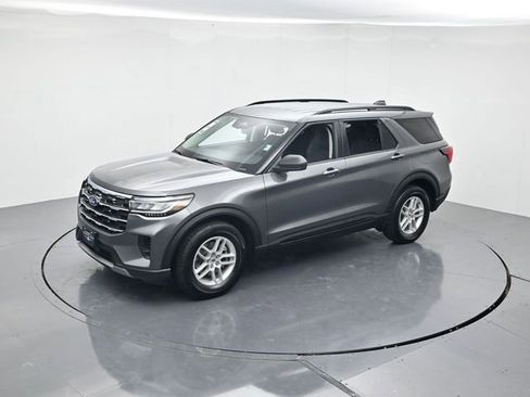 New 2026 Ford Explorer Active RWD image 43