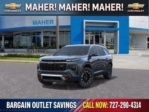 New 2026 Chevrolet Traverse Z71 w/ LPO, Floor Liner Package AWD/4WD image 9