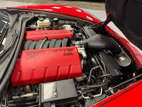 Used 2009 Chevrolet Corvette Z06 w/ Preferred Equipment Group RWD image 19